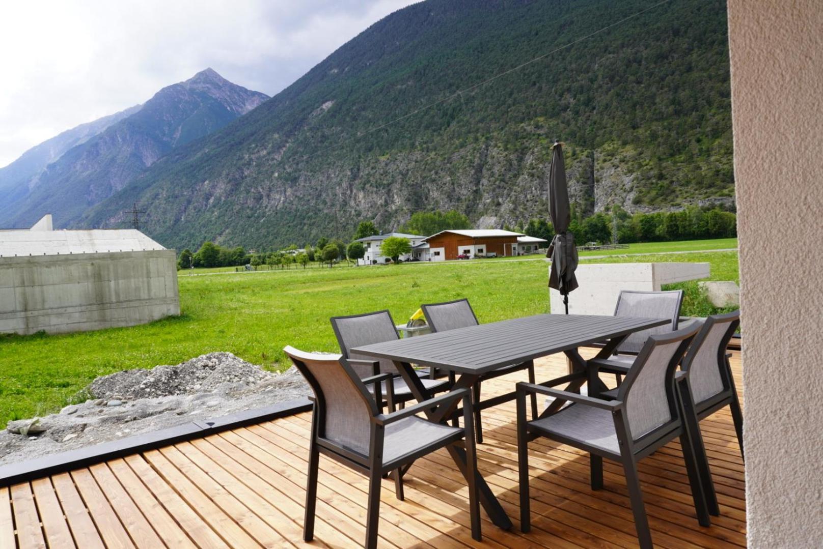 Deluxefort Fuer 10 Gaeste Mit Eigenem Whirlpool Und Fasssauna Имст Экстерьер фото